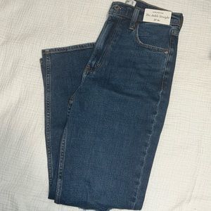 Abercrombie & Fitch Ultra High Rise Ankle Jeans